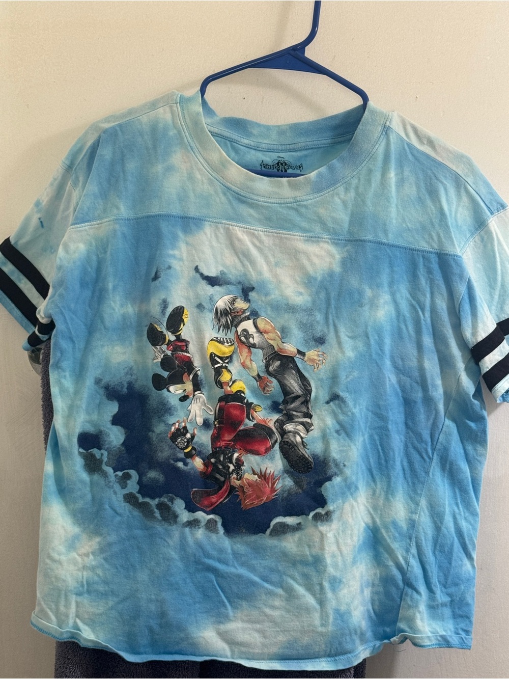 Kingdom Hearts Tie-Dye Graphic Tee - Light Blue